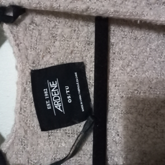 3 for 1 deal on all these Ponchos!!!! - Picture 4 of 6